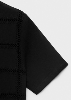 Футболка с вышивкой