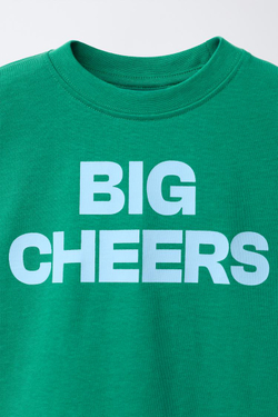 ZARA ФУТБОЛКА С НАШИВКОЙ И ВЫШИВКОЙ, ЗЕЛЕНЫЙ