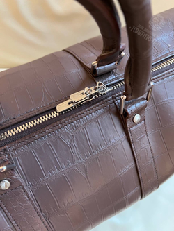 Дорожная сумка Louis Vuitton Keepall 55 из кожи крокодила