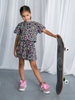 Костюм для девочки, футболка и шорты в сад