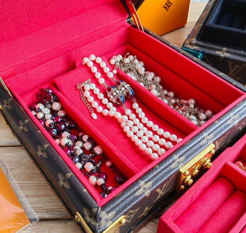 Шкатулка Louis Vuitton