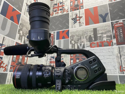 Видеокамера Canon XL H1