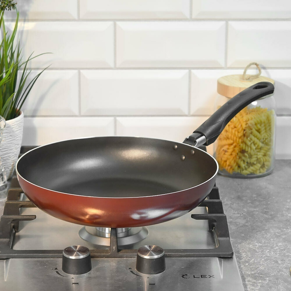 Сковорода 26см "ScovO EXPERT" б/кр