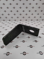 Кронштейн крыла 3CX (правый, уголок) | 331/31148 | Аналог