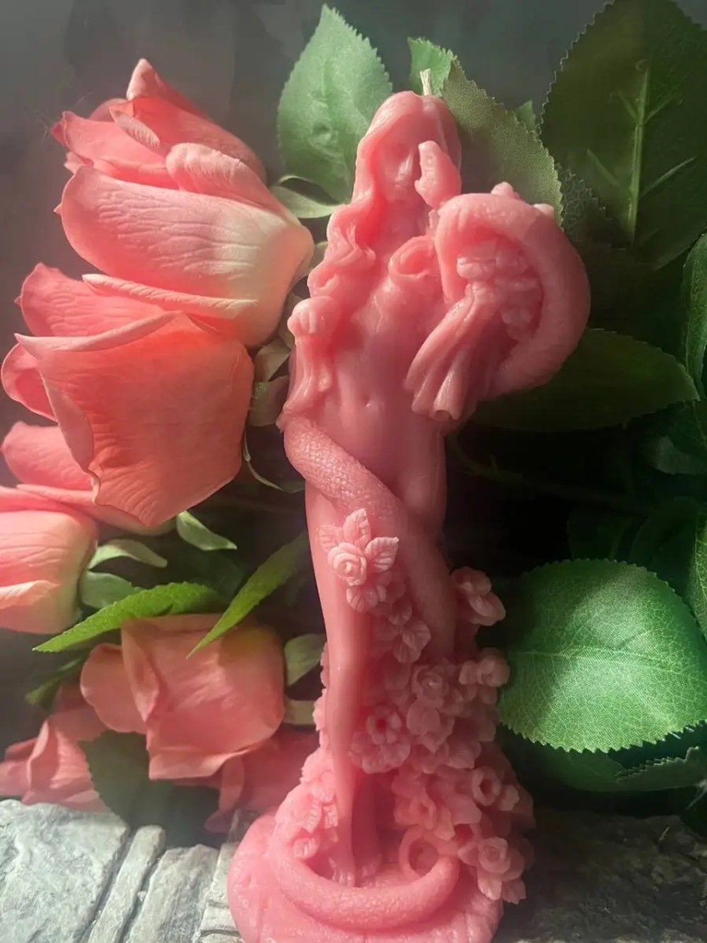 Свеча Программная "Ева в объятиях змеи"