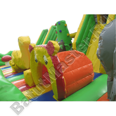 Большой надувной батут "Средневековье" 9*9*5 м