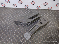 Зуб болтовой BU-OH2001 центральный CASE 580