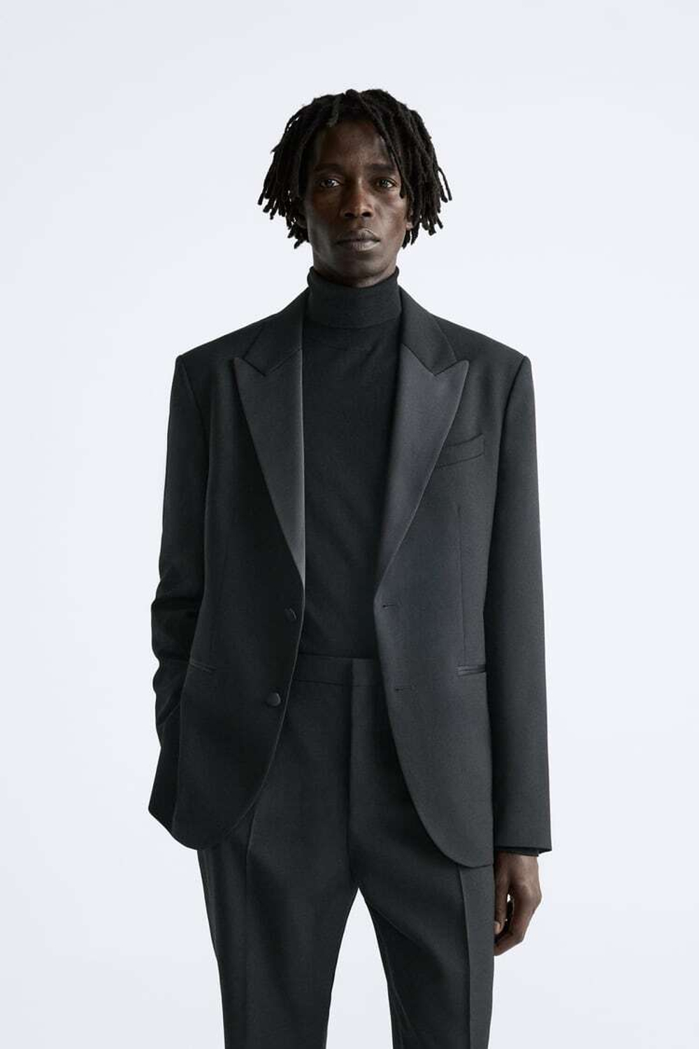 ZARA КОСТЮМНЫЙ БЛЕЙЗЕР, СКРОЕННЫЙ ПОД СМОКИНГ, ЧЕРНЫЙ