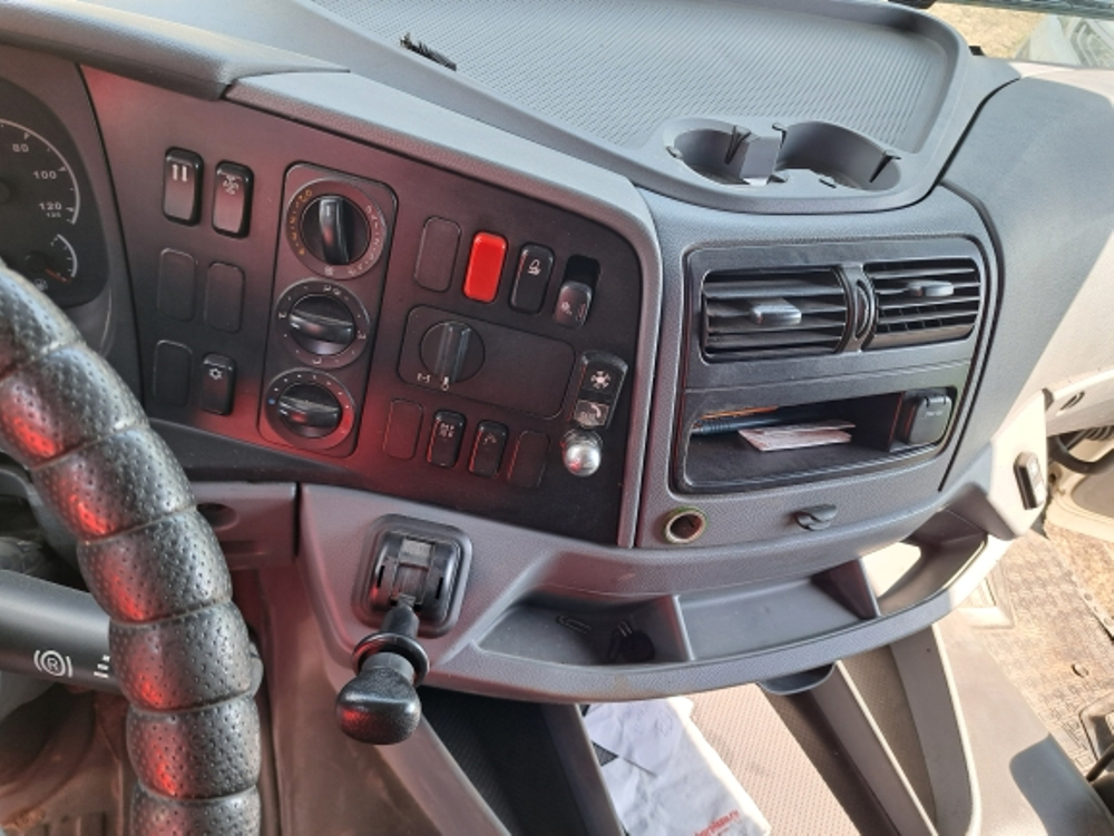 КамАЗ 5490 4x2 Седельный тягач 5490-032-87(S5) NEO (Дизельный, 12,0 л, 401 л.с., МТ)