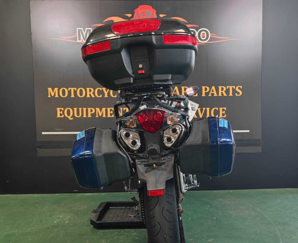 Honda VFR800A , 2006