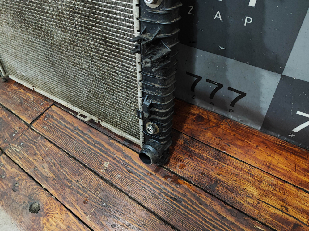 Радиатор двигателя Mercedes ML GLE (W166) 11-18 Б/У Оригинал A0995001303