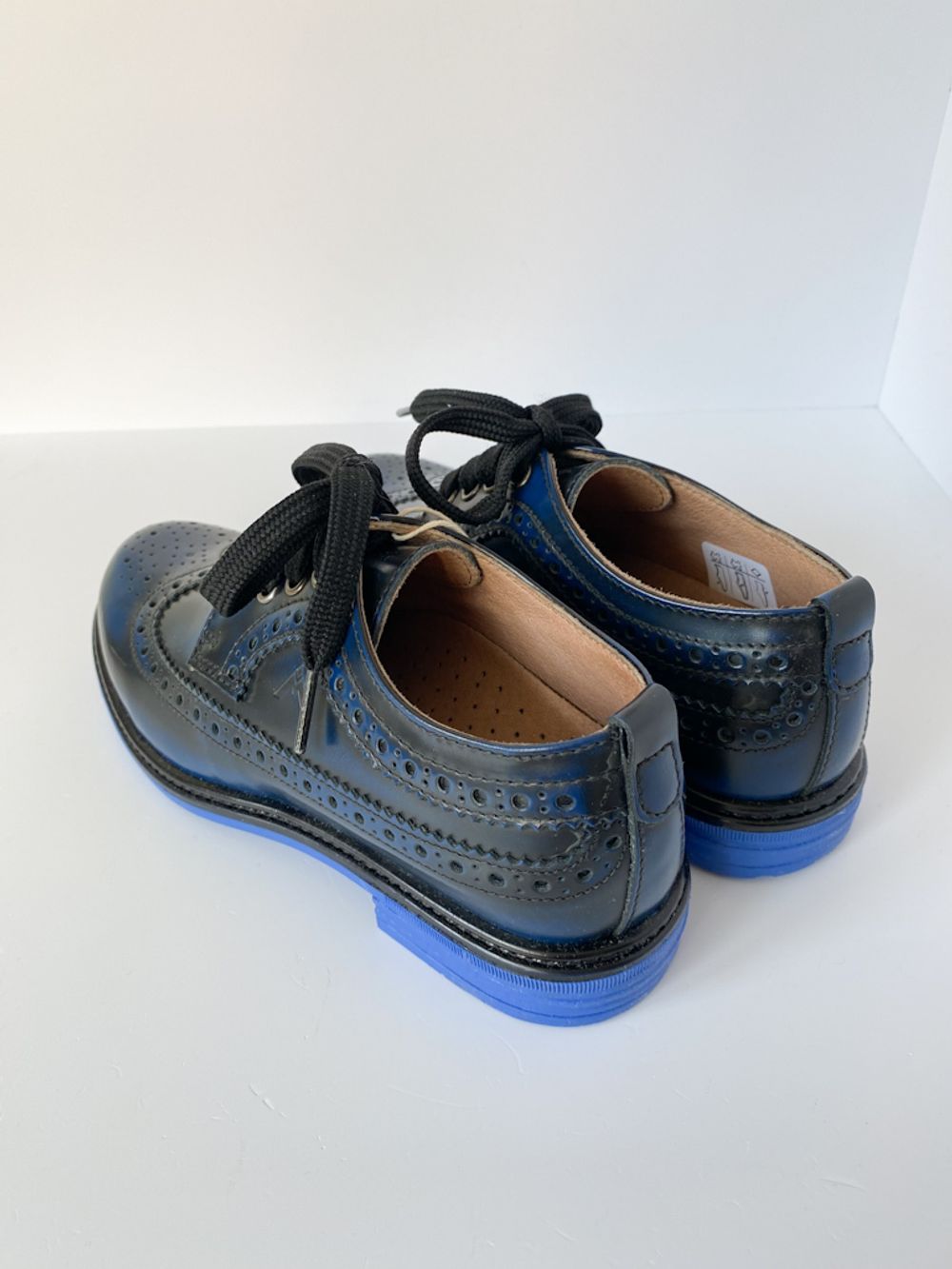 Новые кожаные туфли Morelli, 33