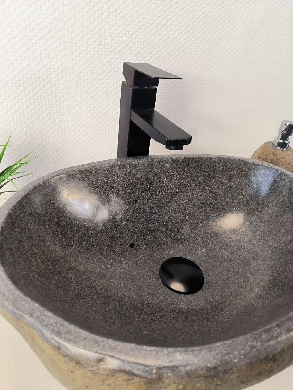Раковина из речного камня RS-65981 49х34х15 из натурального камня