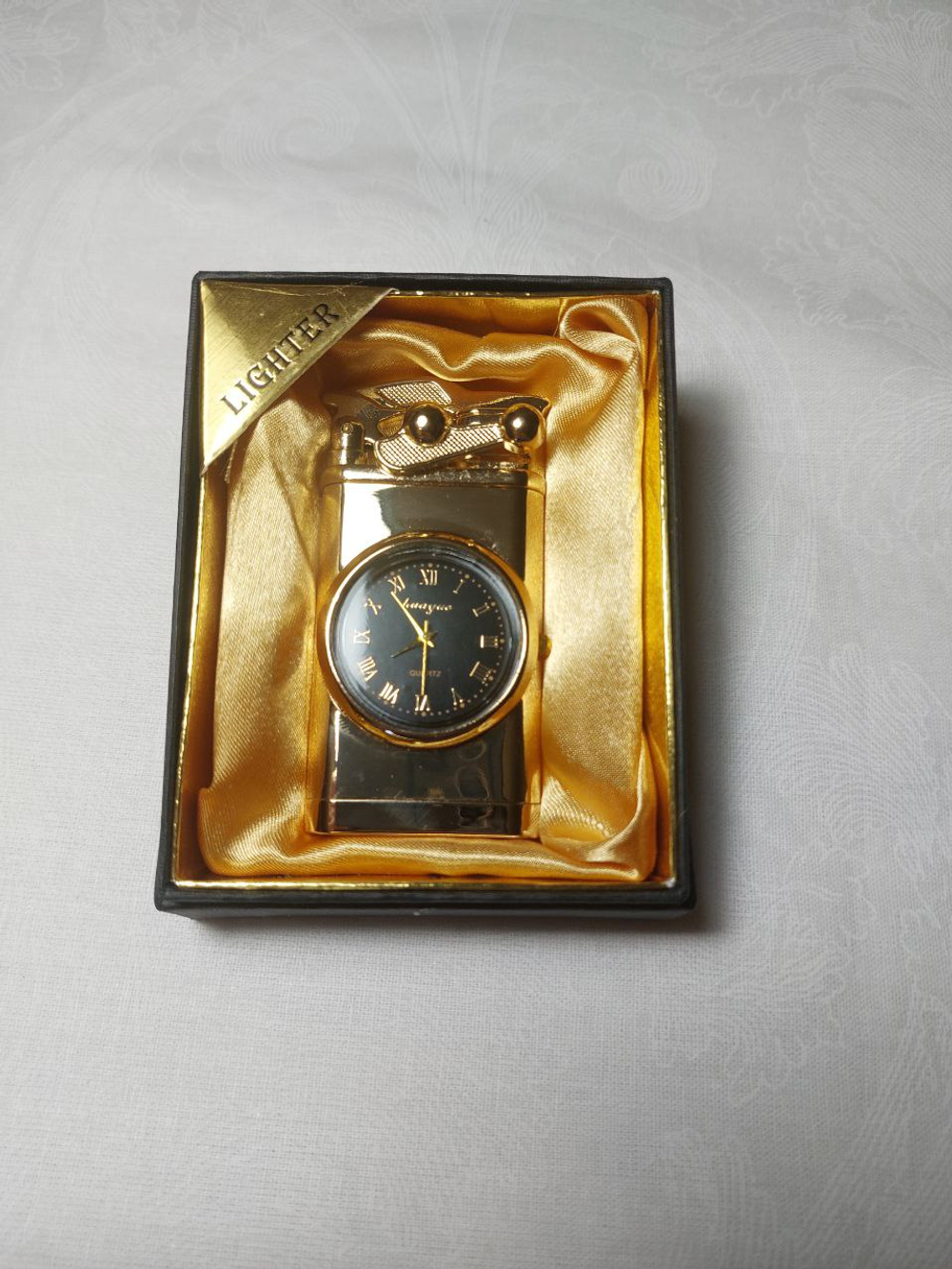 Зажигалка газовая