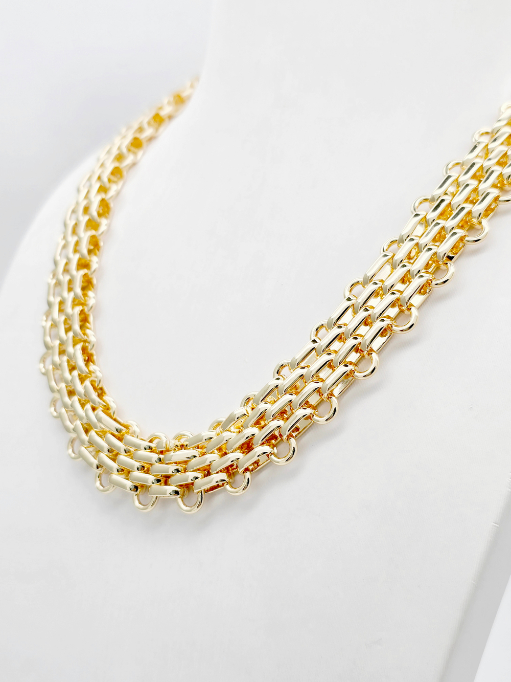 91003075 Колье Selena Pearls