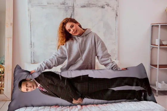 Дакимакура Мадс Миккельсен №3