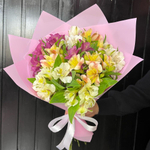 Букет из 9 нежных альстромерий