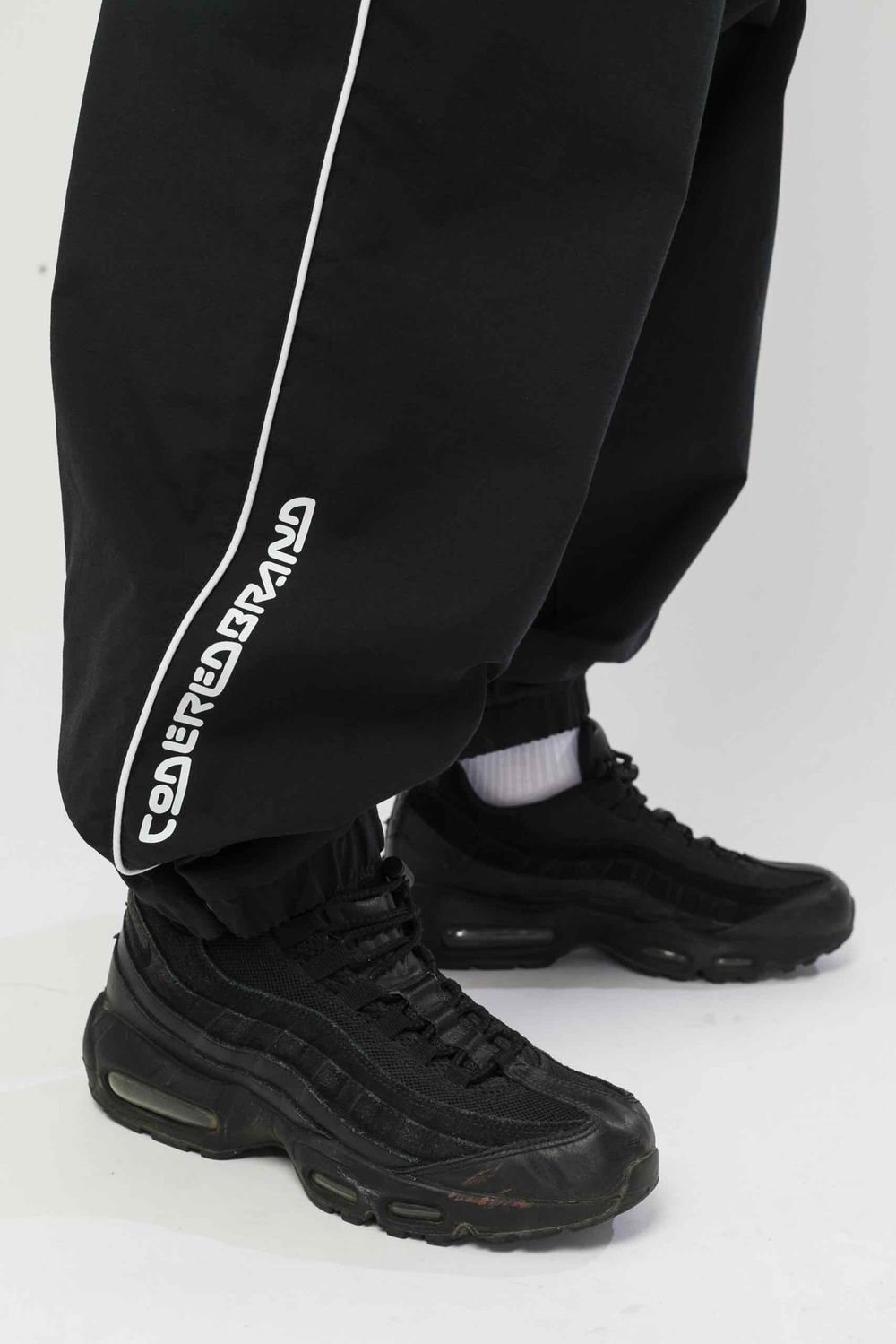 Штаны Codered Piping 24 черные