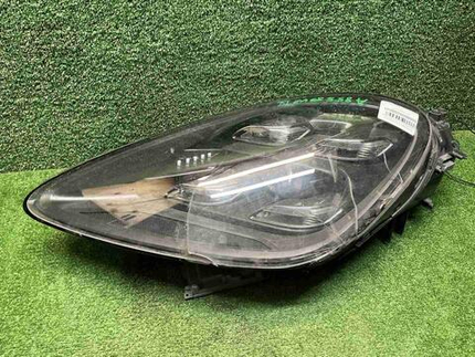 Битая Фара левая Porsche Cayenne 3 (2017-2023) LED