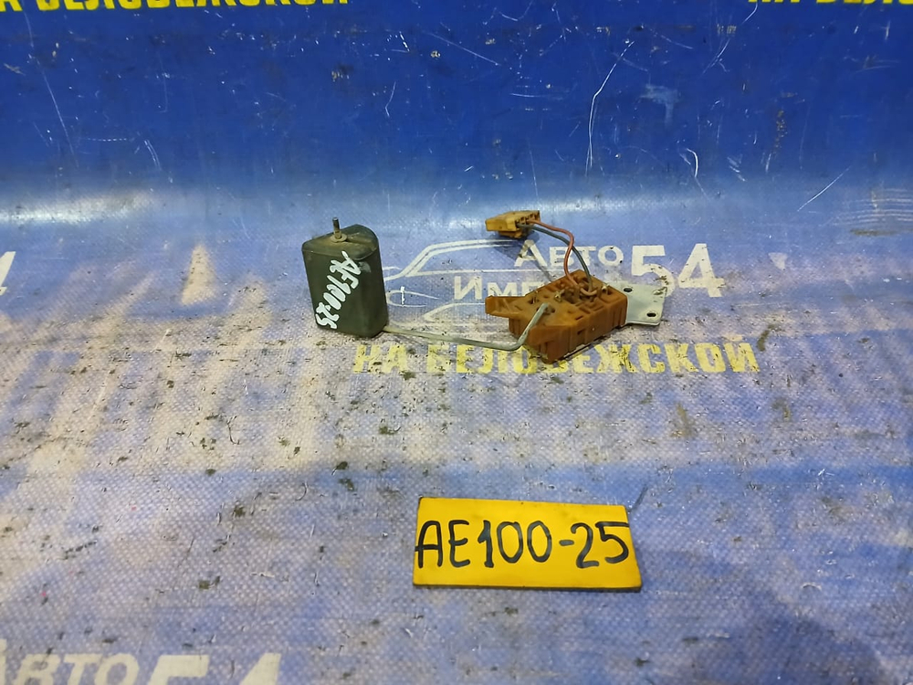 Датчик уровня топлива TOYOTA SPRINTER 1991