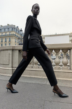 ZARA БРЮКИ ПРЯМОГО КРОЯ СО СТРЕЛКАМИ, ЧЕРНЫЙ