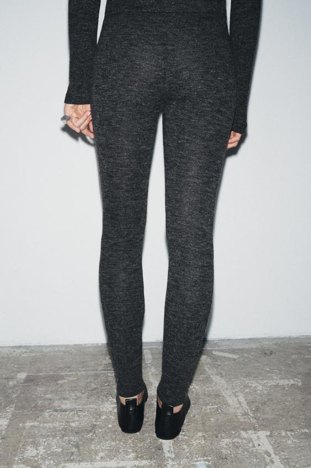 ZARA МЯГКИЕ ЛЕГИНСЫ С ПОЯСОМ, АНТРАЦИТОВО-СЕРЫЙ