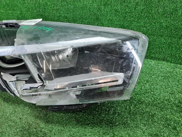 Битая Фара правая Chery Tiggo 4 (2018-2023) LED