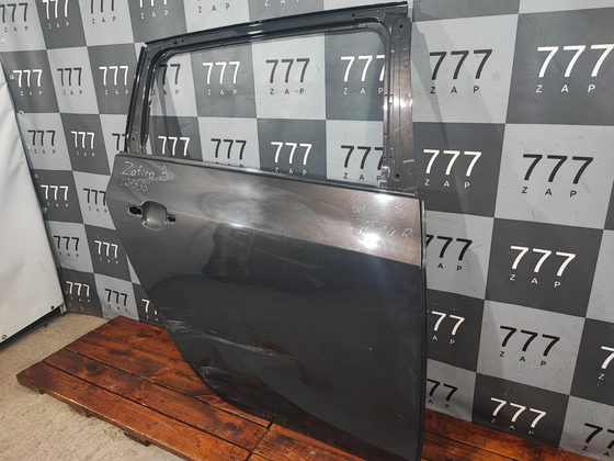 Дверь передняя правая Opel Zafira C (P12) 11-19 Б/У Оригинал 20778734