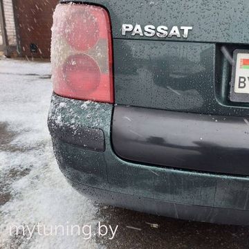 Нижняя накладка на заднюю дверь для VOLKSWAGEN Passat B5 / B5+  96-05