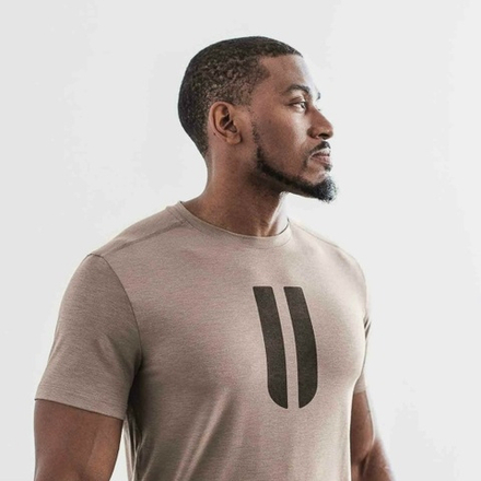 Футболка NOBULL бежевая лого