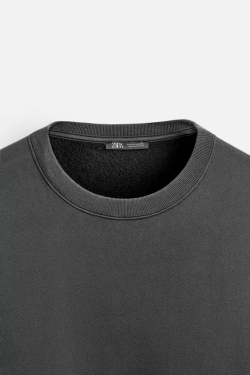 ZARA ТОЛСТОВКА С ЭФФЕКТОМ ПОТЕРТОСТИ, ЧЕРНЫЙ