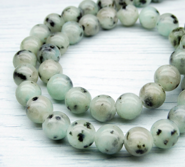 ПК088НН8 Бусины из природного камня Киви, размер: 8 мм, 5 шт.