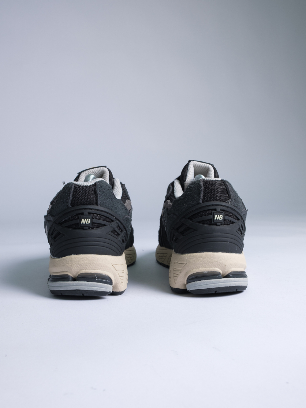 Кроссовки New Balance #M1906 DD (т.сер.)