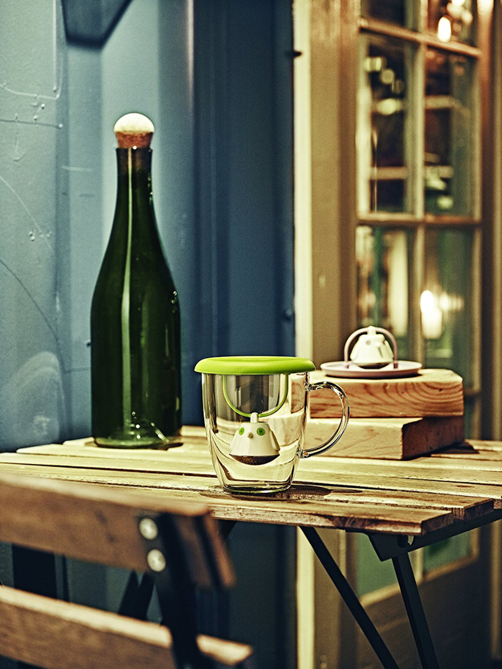 Емкость для заваривания чая с крышкой birdie swing чёрная