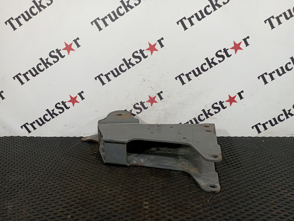 Кронштейн торсиона кабины правый