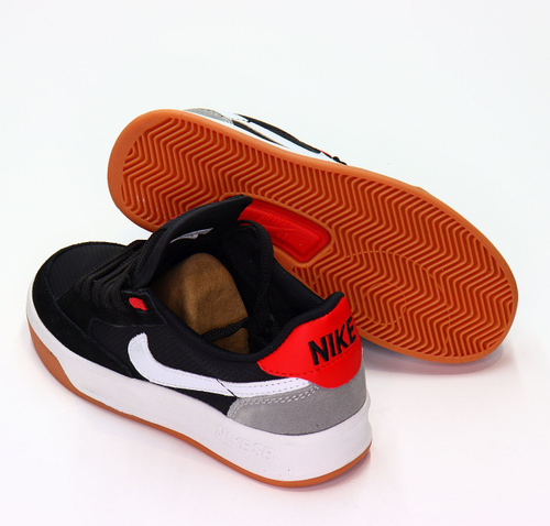 Кроссовки нат. Кожа (36-41)р. / шт. B659/2