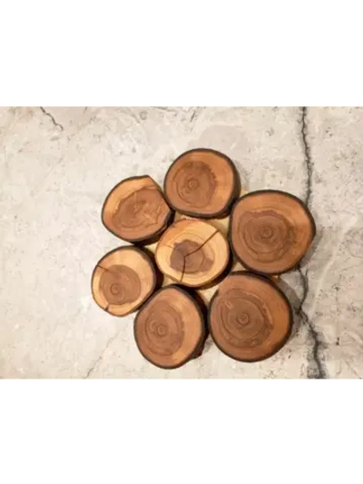 Подставка декоративная деревянная