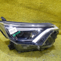 Битая Фара правая Toyota RAV4 4 CA40 (2015-2019) LED