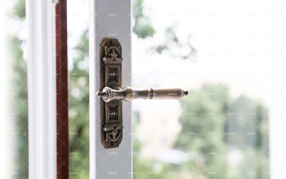 Оконная ручка дизайнерская