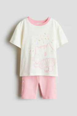 H&M Комплект из футболки и шорт, розовый