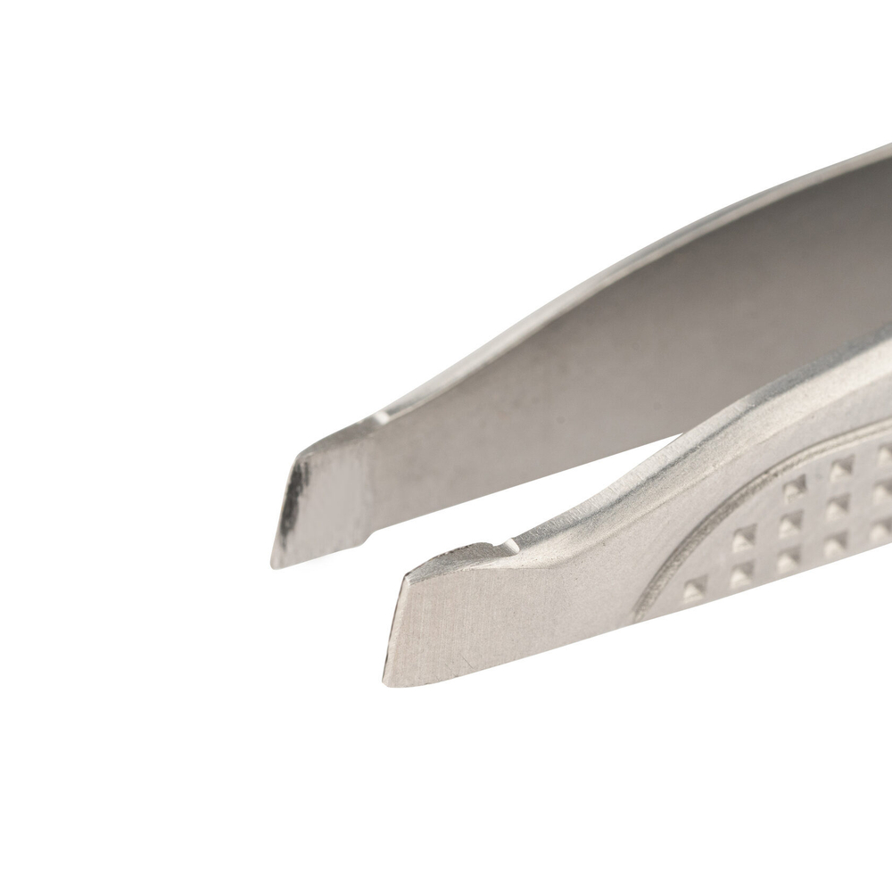 Пинцет Nippon Nippers T-10 для бровей скошенный 93мм