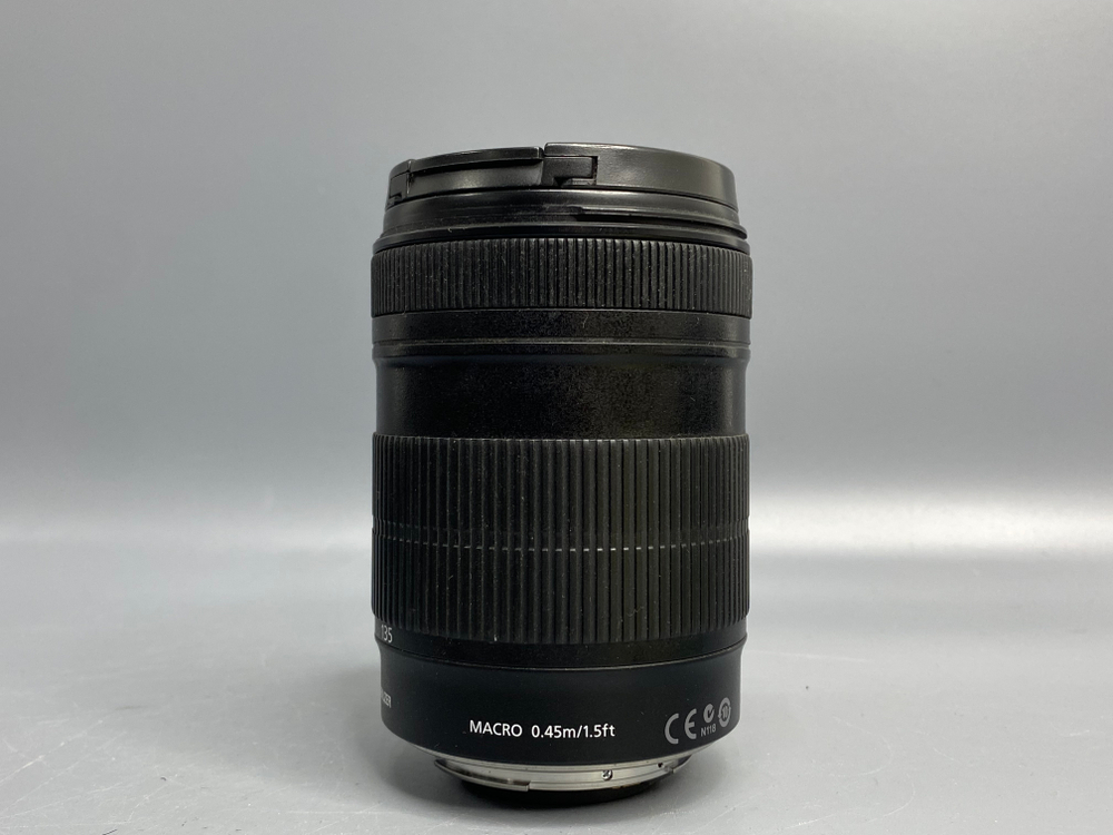 Canon EF-S 18-135mm f/3.5-5.6 IS