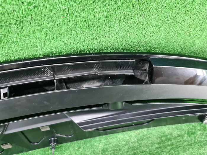 Спойлер крышки багажника Range Rover Sport 2 L494 (2017-2022)