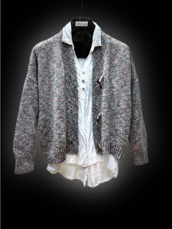 Вязаный кардиган оверсайз с V вырезом Allegro на пуговицах