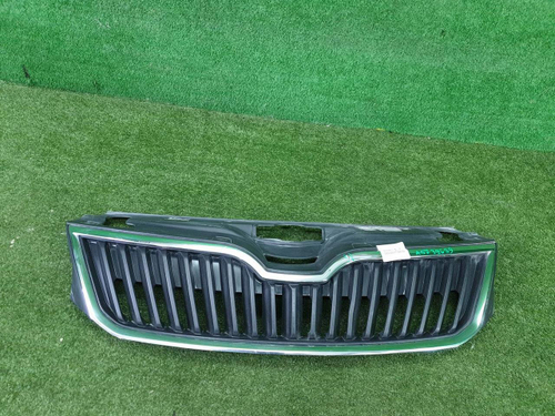 Решетка радиатора Skoda Rapid 1 (2012-2020)