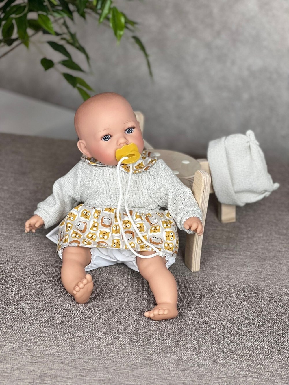 Кукла Nines 40см Tita мягконабивная (5210K)