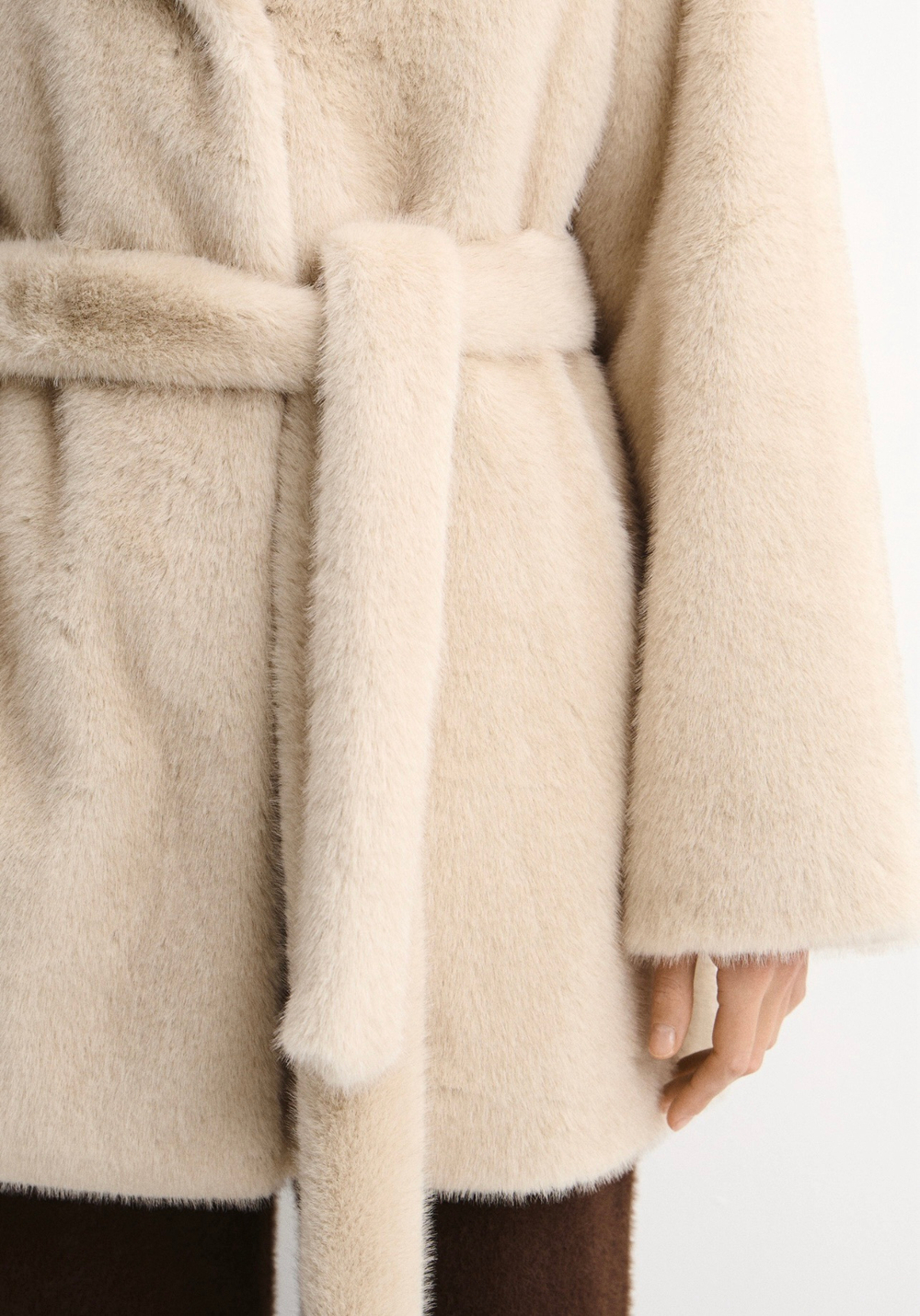 Шуба Lux миди бежевый