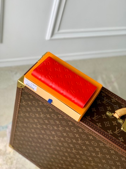 Louis Vuitton Brazza Wallet