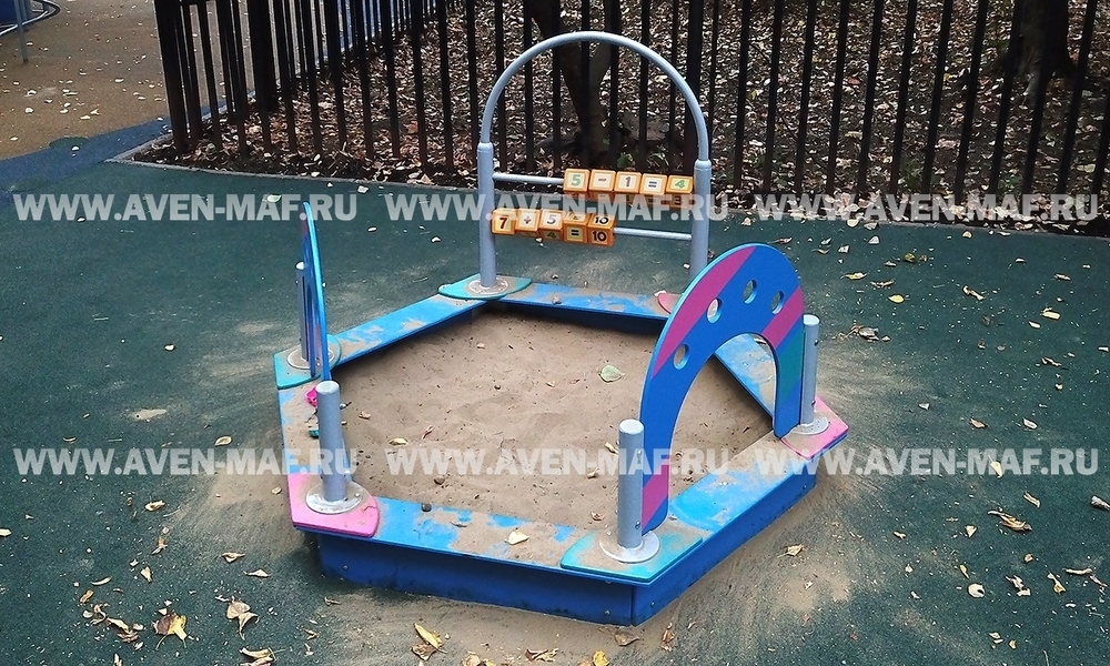 Песочный дворик Знайка