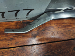 Накладка крышки багажника Geely Tugella 19-нв Б/У Оригинал 5062040200